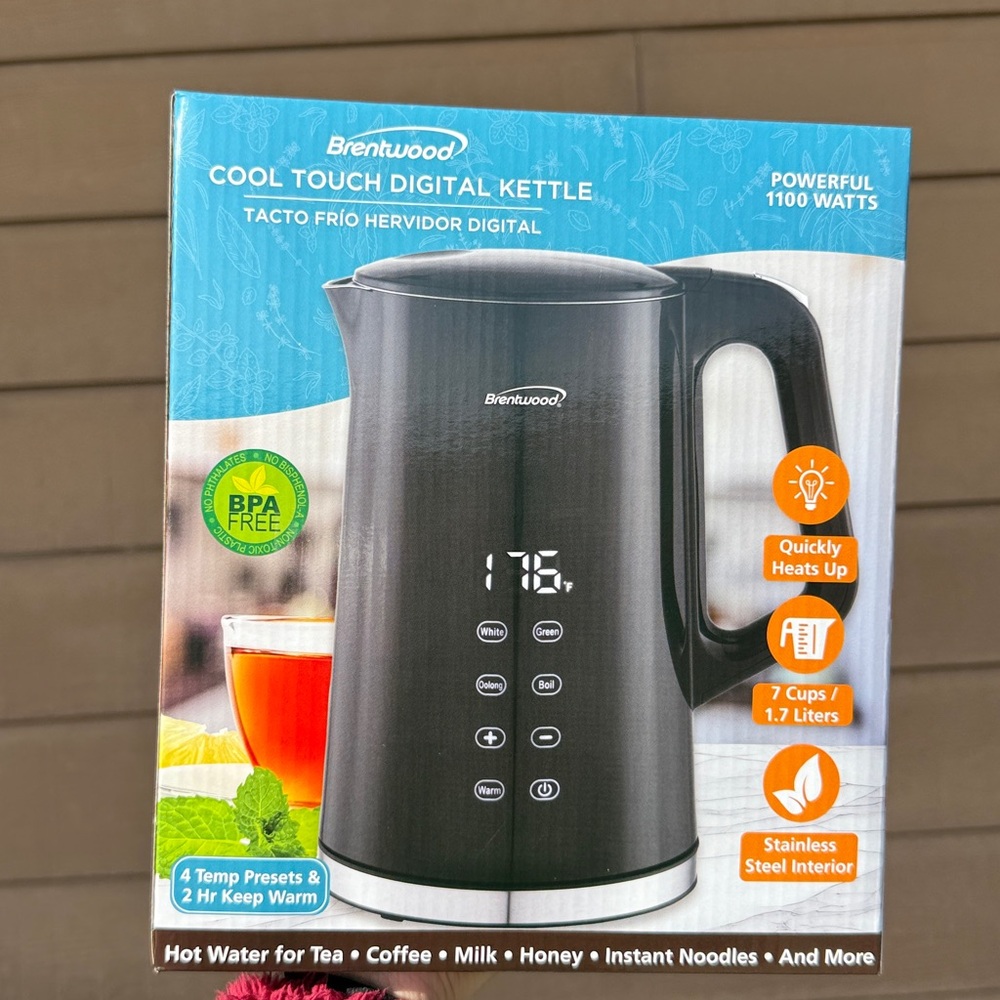 Brentwood Cool Touch Digital Kettle